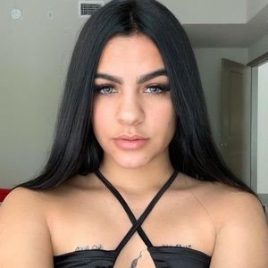 Meet your Posher, Arianna